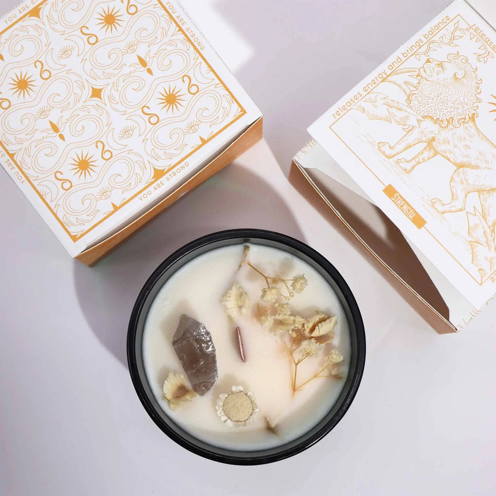  Pamperandpost The Lion Crystal Magic Candle - Clear Quartz & Jasmine Garden with Tarot Card Hop Hare Crystal Magic Flower Candles