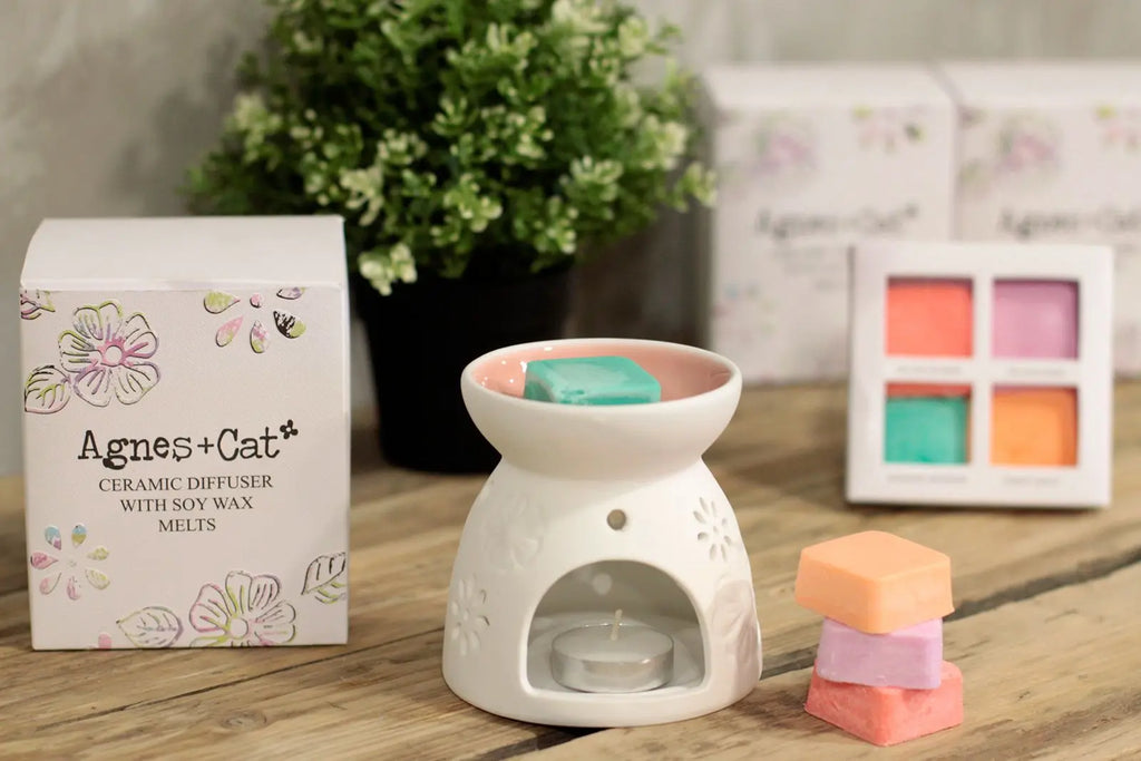 Wax Melter with Four Soy Wax Melts AW Dropship UK