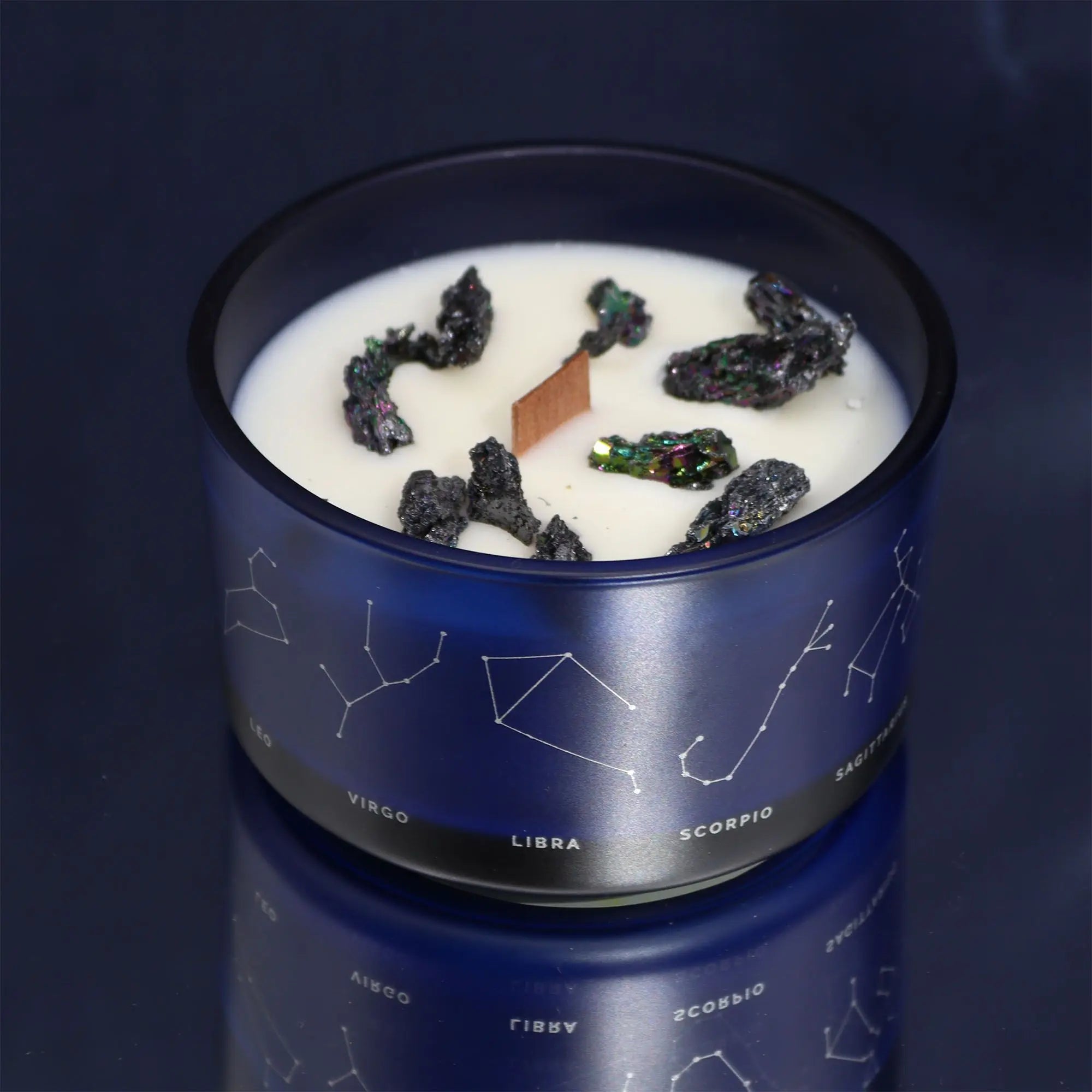 Zodiac Crystal Candle with Gemstone Bracelet - Aquarious AW Dropship UK