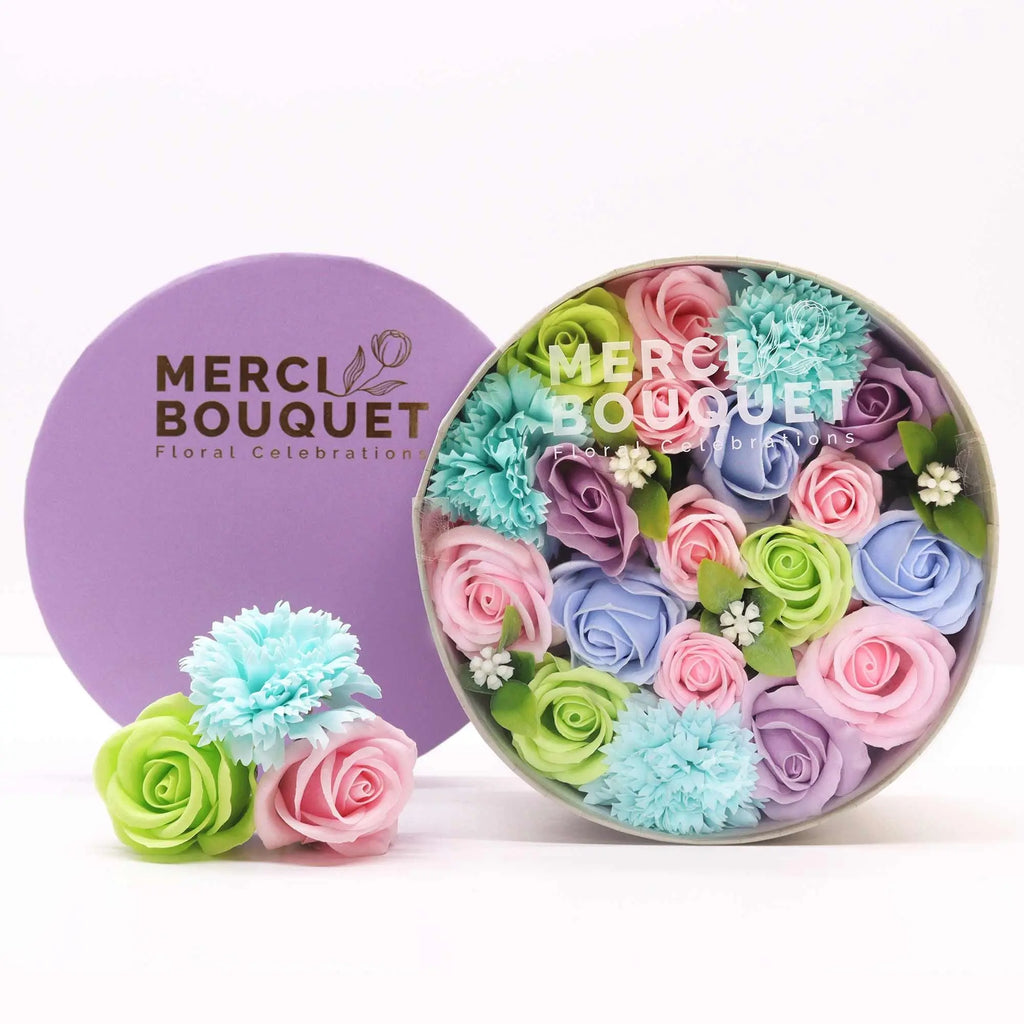 Pamperandpost Round Box - Baby Blessings - Blues