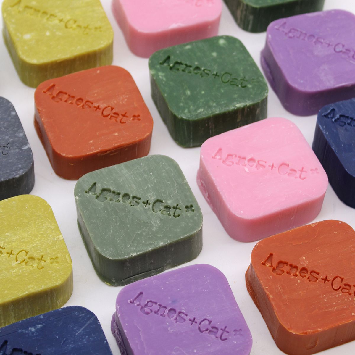  Pamperandpost Agnes + Cat Pressed Peonies Solid Shampoo Agnes + Cat Solid Shampoos