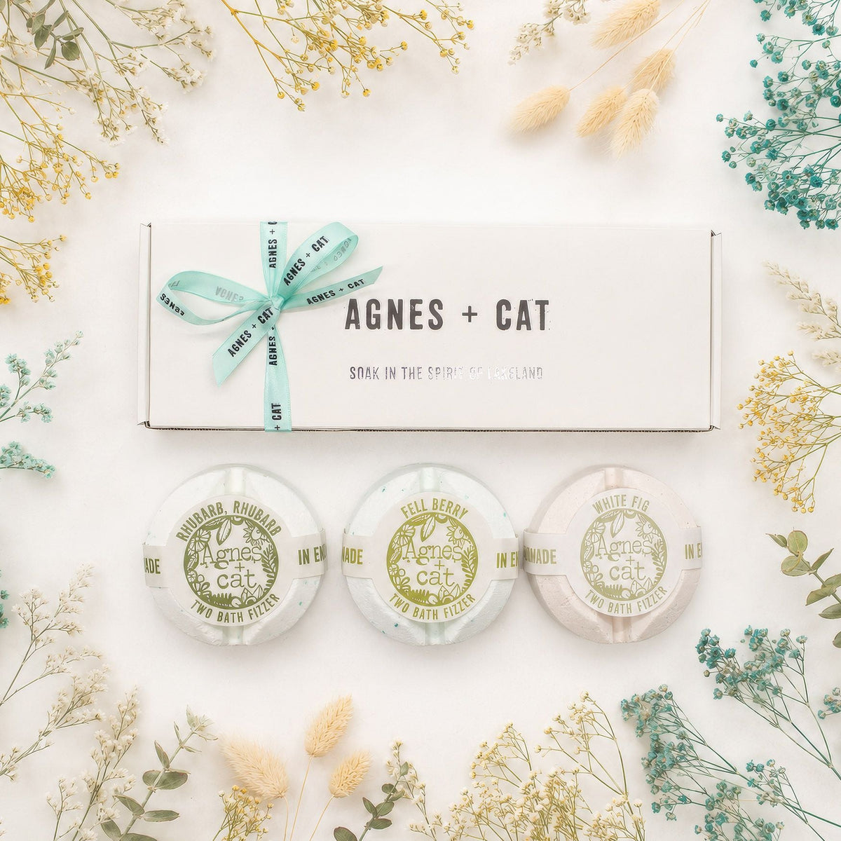  Pamperandpost Agnes + Cat Berry & Fig Bath Fizzer Gift Set Agnes + Cat Bath Fizzer Gift Sets