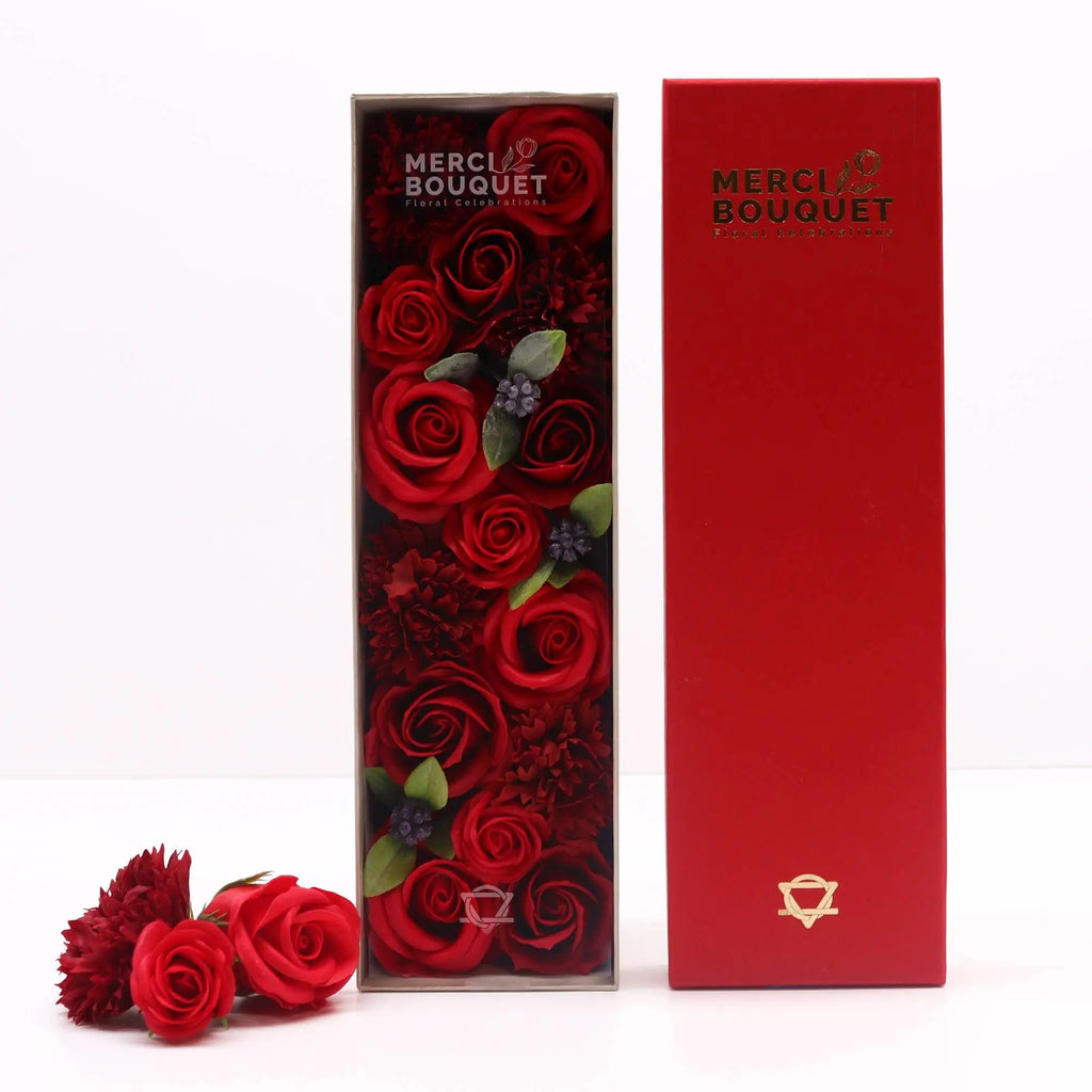 Pamperandpost Long Box - Classic Red Roses