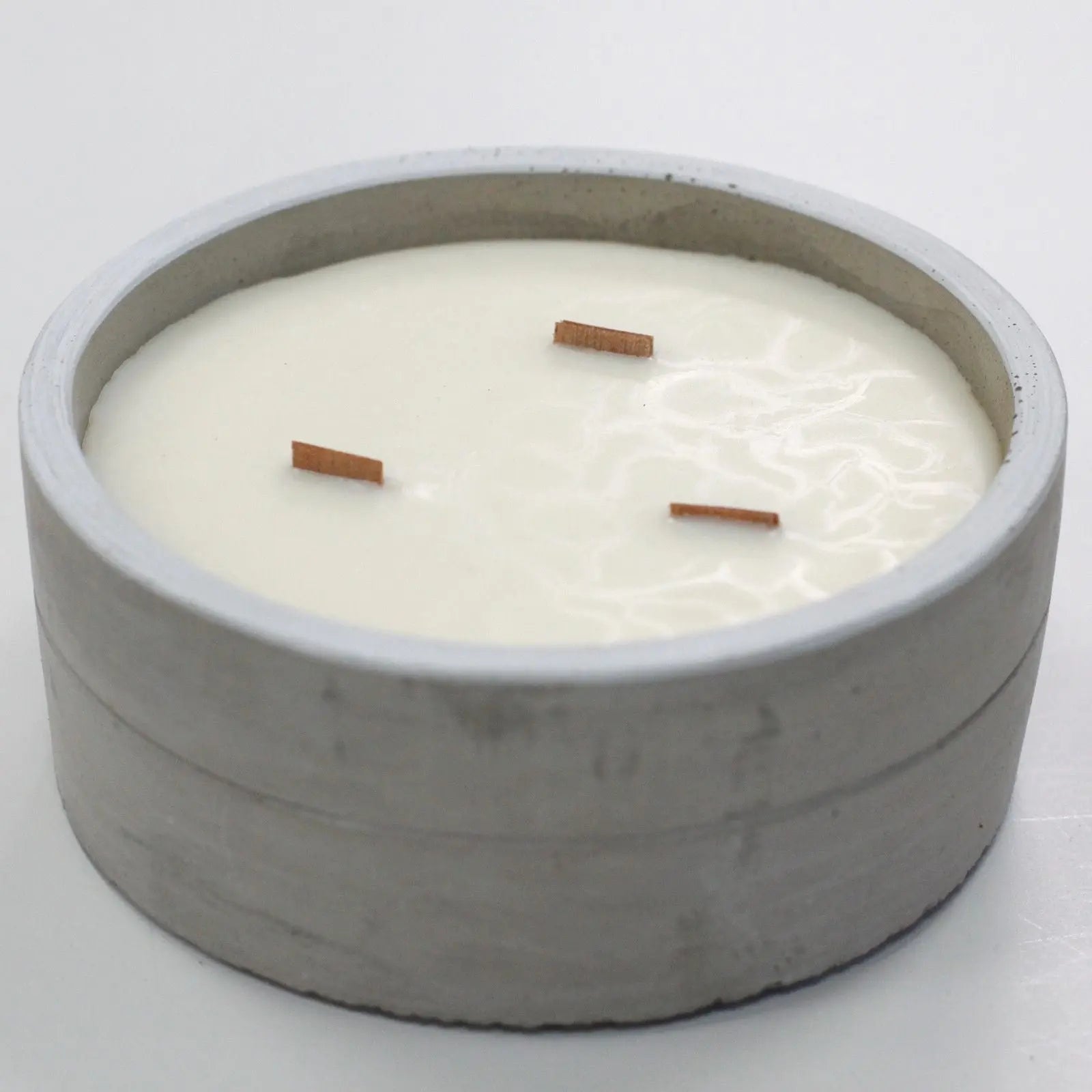 Large Round - Crushed Vanilla & Orange AW Dropship UK