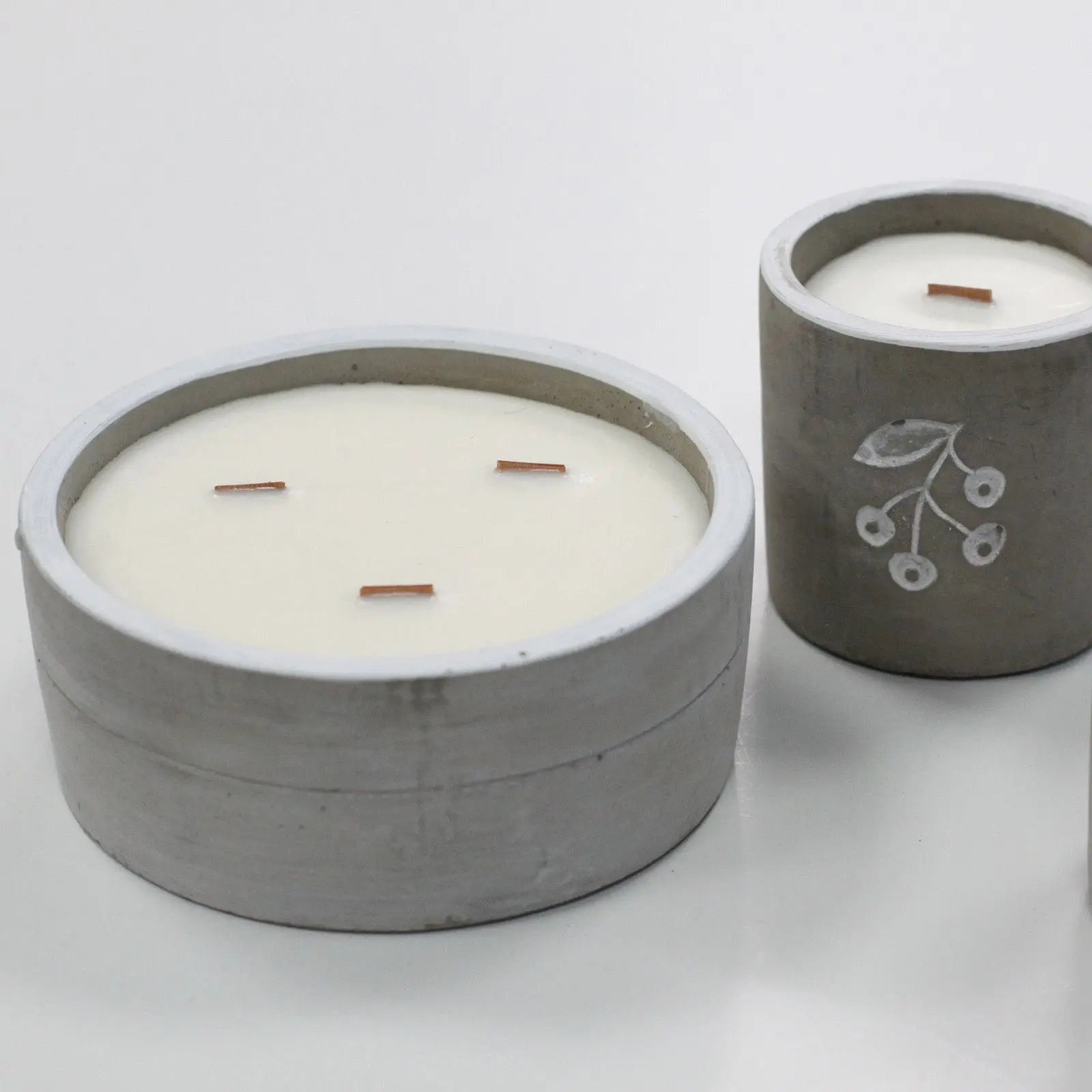 Large Round - Crushed Vanilla & Orange AW Dropship UK