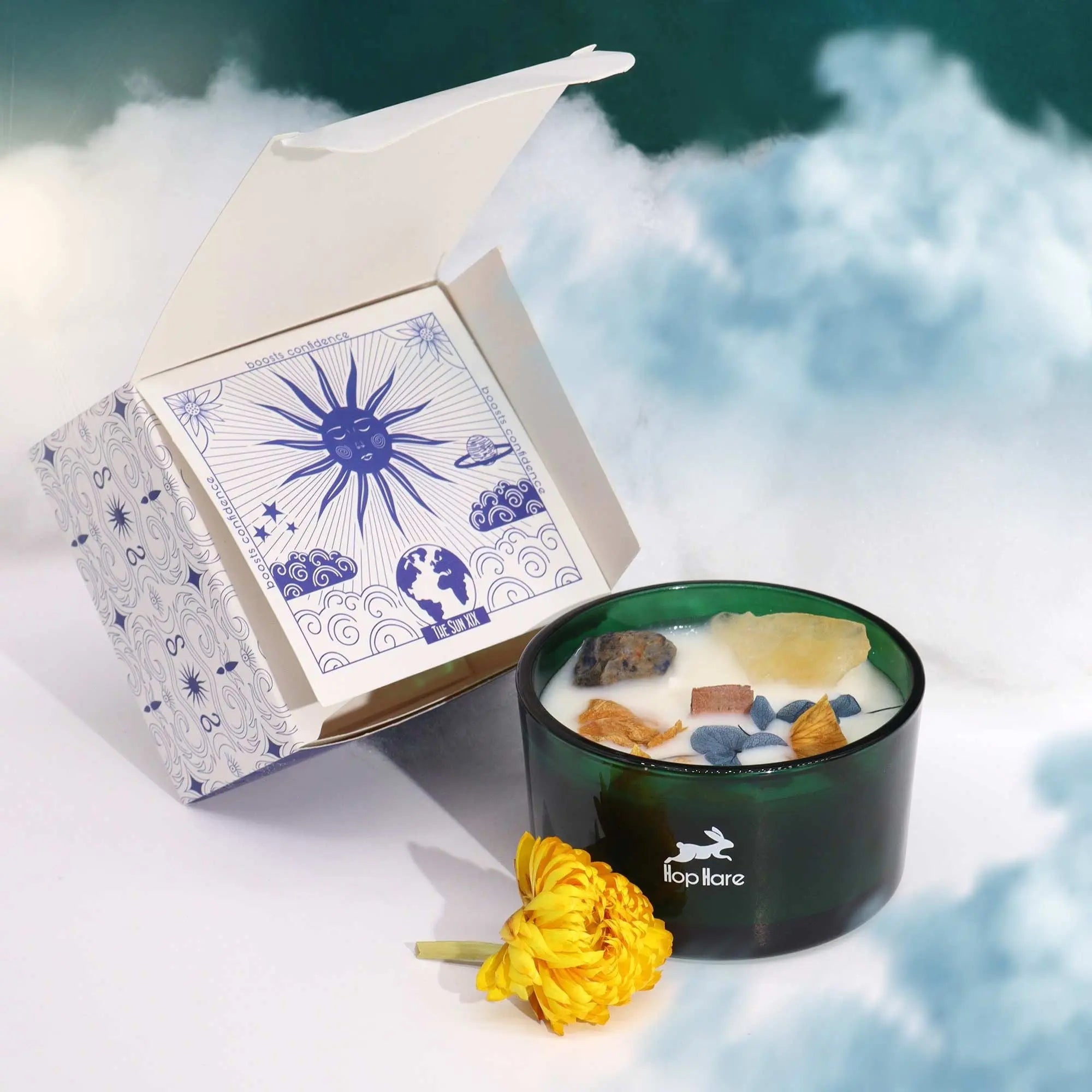  Pamperandpost The Sun Crystal Magic Candle - Citrine & Sodalite Lemon Horizon with Tarot Card Hop Hare Crystal Magic Flower Candles