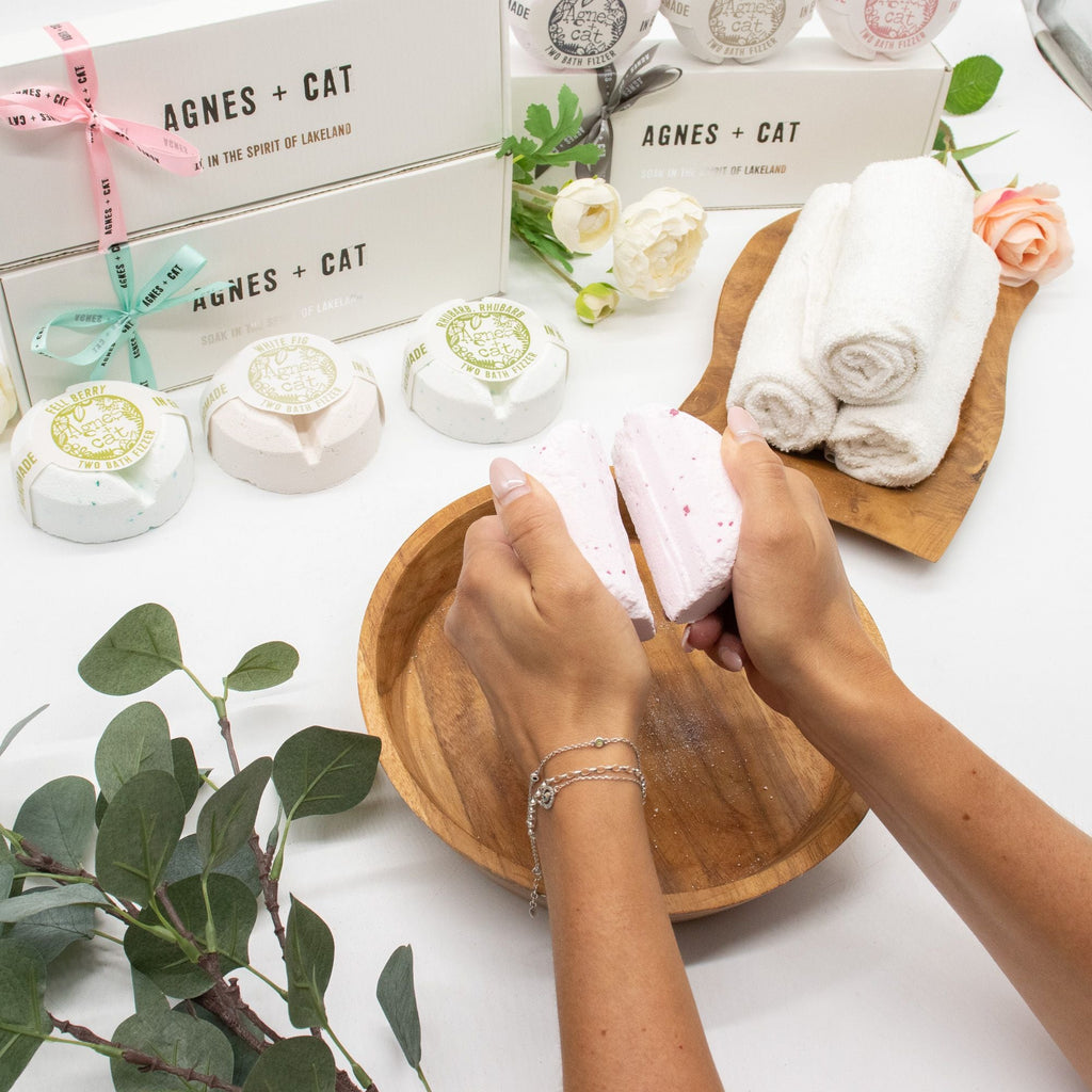 Pamperandpost Agnes + Cat Berry & Fig Bath Fizzer Gift Set Agnes + Cat Bath Fizzer Gift Sets
