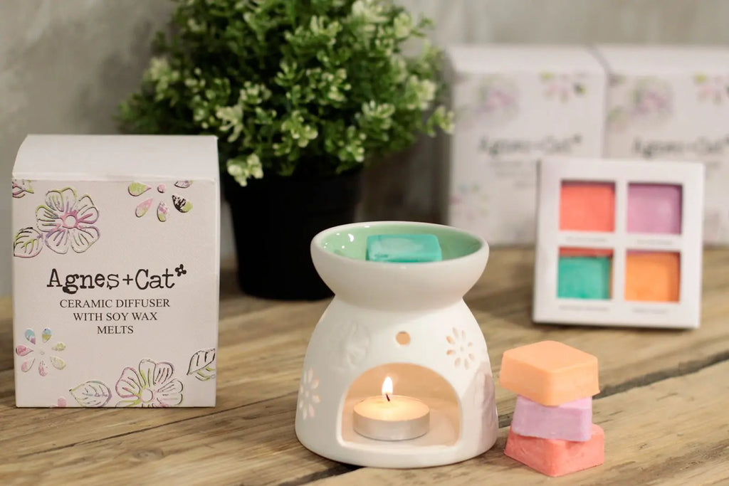 Wax Melter with Four Soy Wax Melts AW Dropship UK