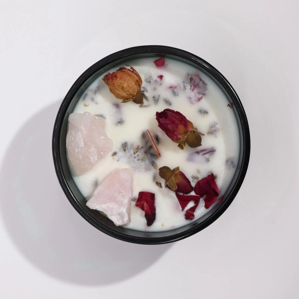  Pamperandpost The Lovers Crystal Magic Candle - Rose Quartz & Rose Meadow with Tarot Card Hop Hare Crystal Magic Flower Candles