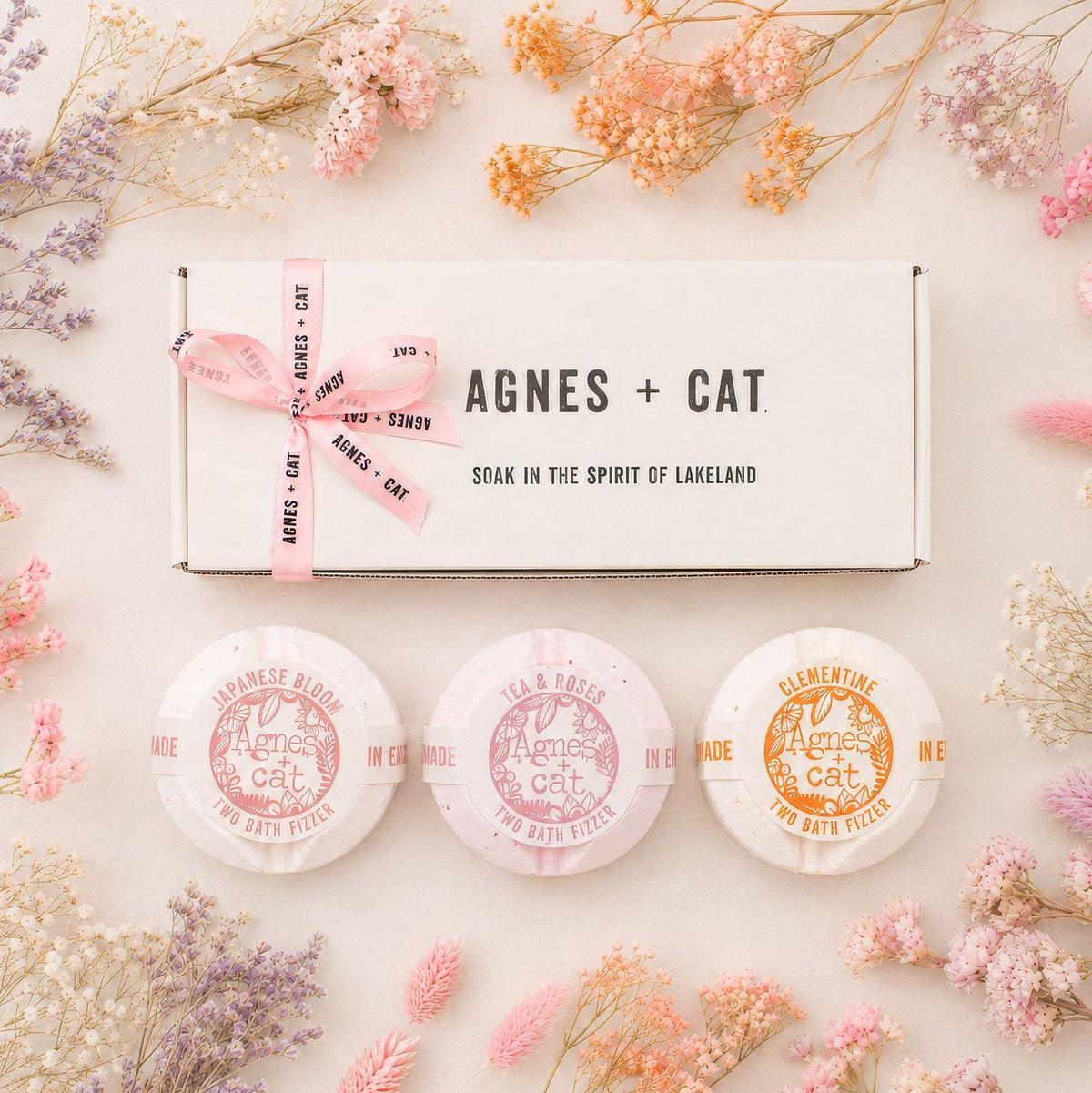  Pamperandpost Agnes + Cat Floral & Citrus Bath Fizzer Gift Set Agnes + Cat Bath Fizzer Gift Sets