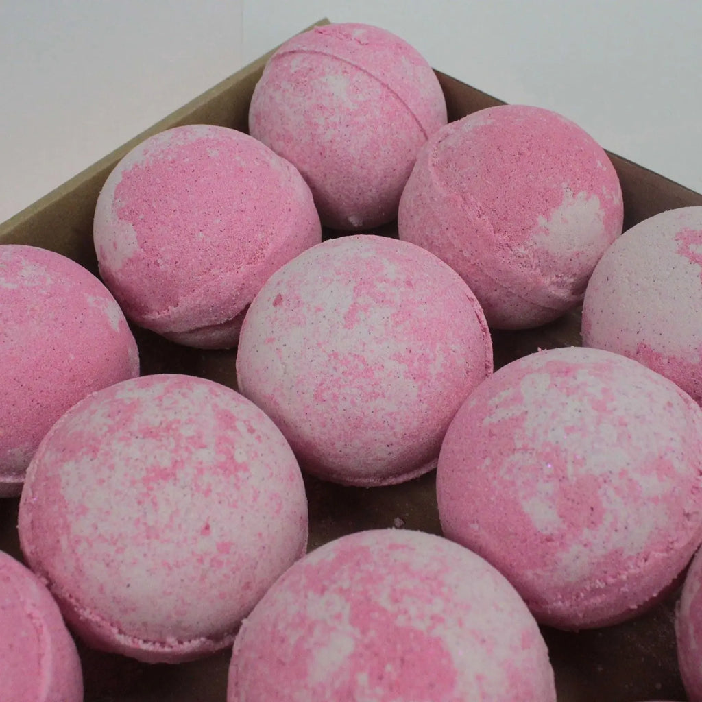 Pamperandpost Party Girl Bath Bomb