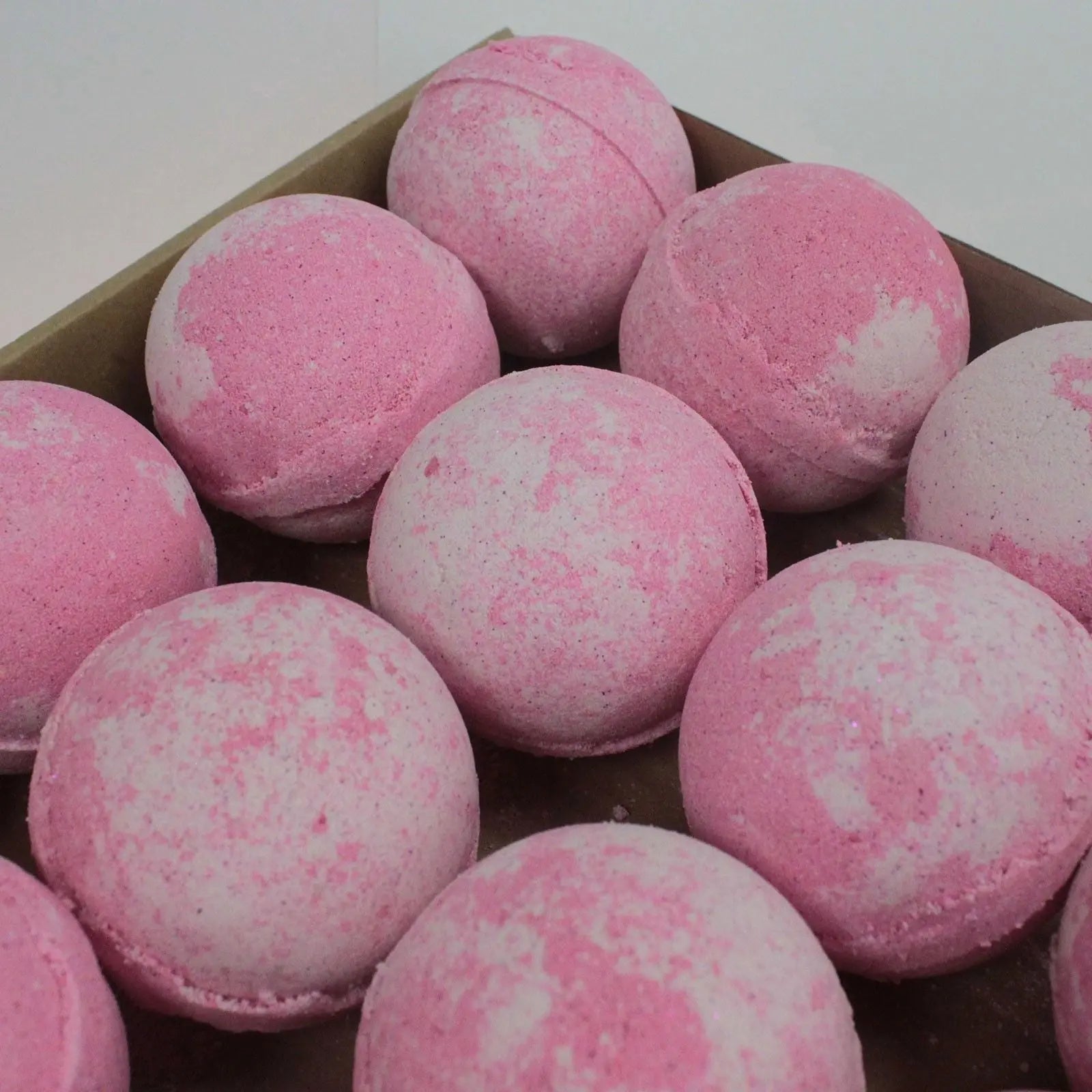 Pamperandpost Party Girl Bath Bomb