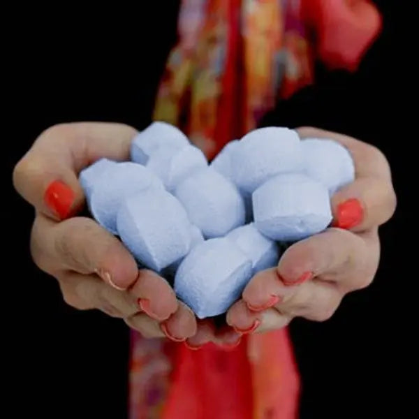 Pamperandpost 1.3Kg Box of Chill Pills (Mini Bath Bombs) - Bergamot & Lavender