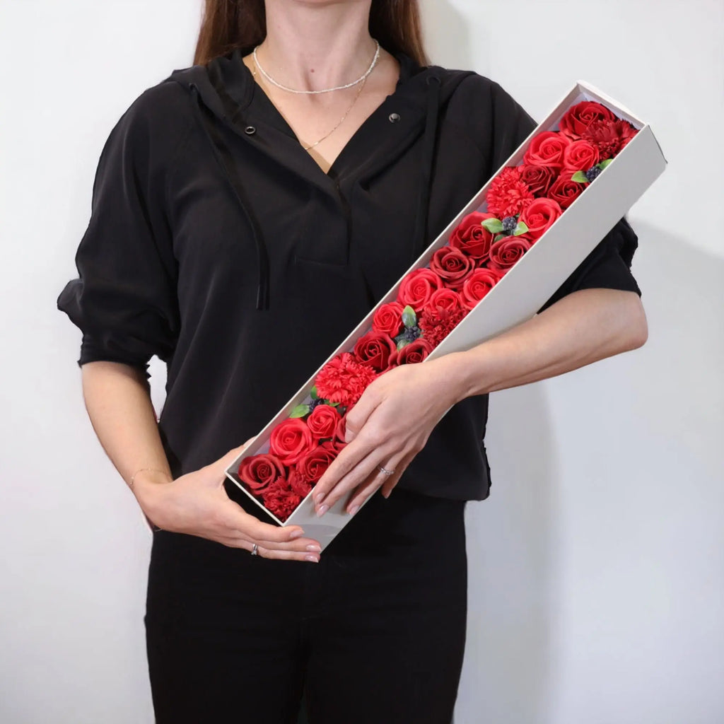 Pamperandpost Extra Long - Classic Red Roses