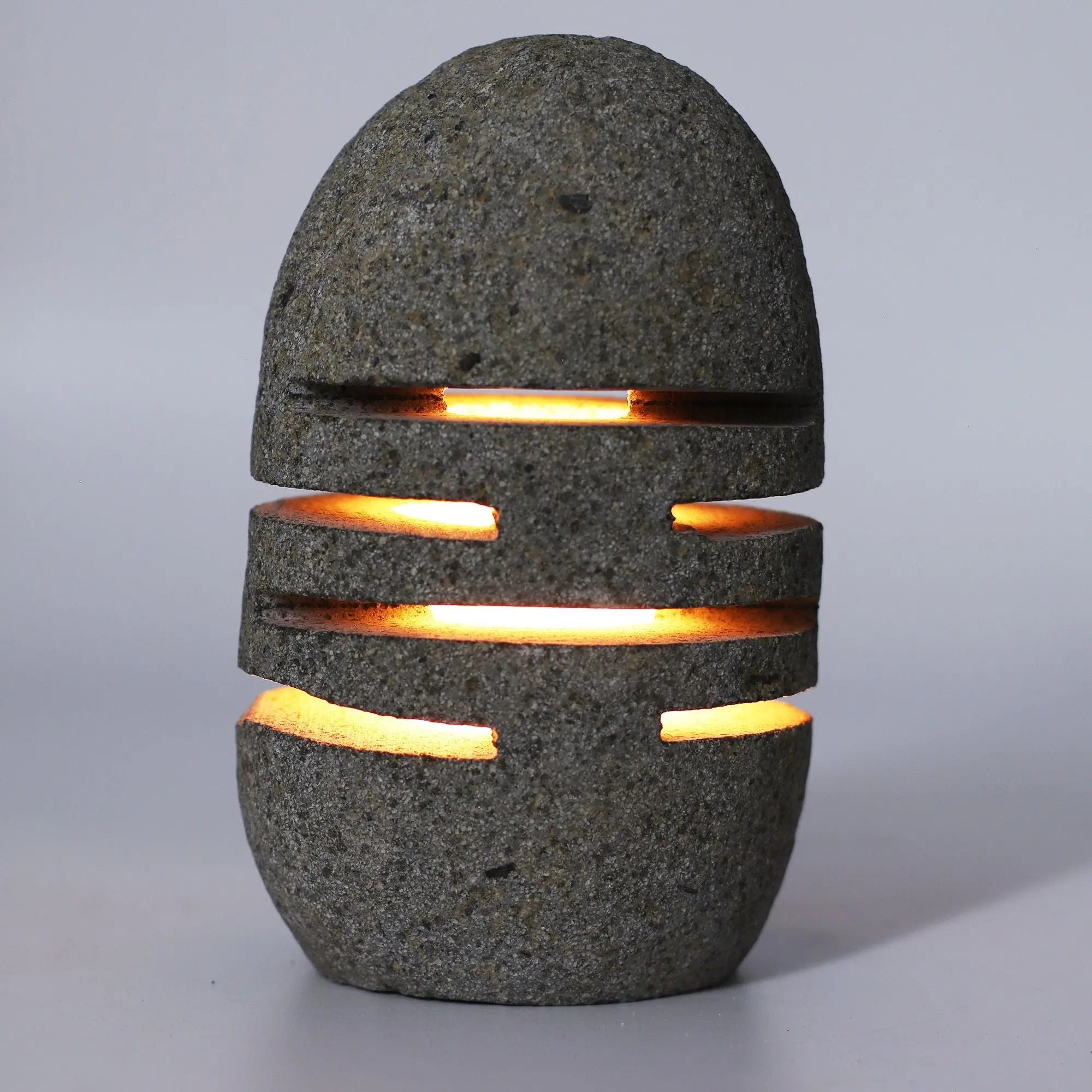  Pamperandpost Natural Riverstone Candle Holder - Standing Stone Cut Riverside Stone Candle Holders
